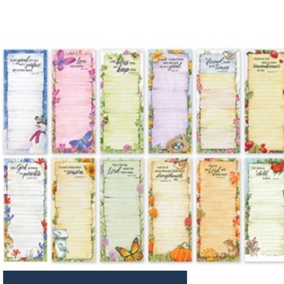 Other - NWT 12 Seasonal Memo Pads Magnetic Back
